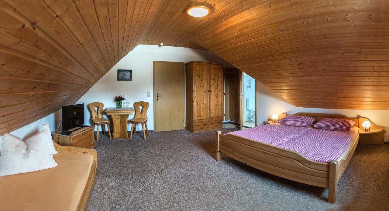Am Roten Hammer I Gasthof Und Pension Oberwiesenthal Exterior foto